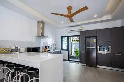 Image de Villa Lysa - Charming 3 bedroom villa with WiFi & fitness in lovely Tambon Rawai