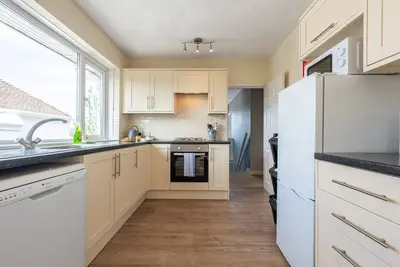 Image de Charming 2-Bed Detached Home in Radyr