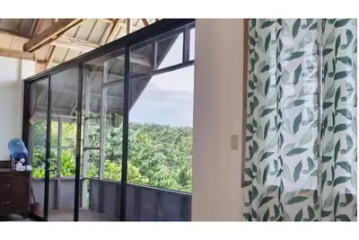 Image de Maison surplombant Siquijor 100 mètres avant les chutes de Cambugahay