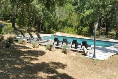 Image de Mini villa F3 au cœur d'une nature généreuse. 2 chambres, 2 Sb, piscine.