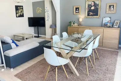 Image de Chez Clém - 8 personnes, Garage privé, Wifi, Netflix