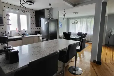 Image de Montreal lower luxurious duplex