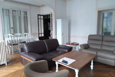 Image de Appartement Hausmannien Au Coeur De Morlaix  Entre Le Port Et Le Viaduc