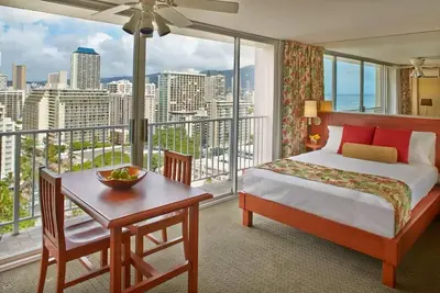 Image de Everything You Need For The Perfect Vacation! Rooftop Swimming Pool!
