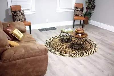 Image de Charming 2-bedroom townhome with WiFi, Ac in enchanting Rochester