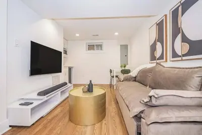 Image de Modern & Cozy Suite Centrally Located Free Parking