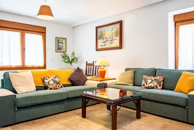 Image de Maison Rurale 'Quercus' avec Vue sur la Montagne, Wi-Fi et Climatisation