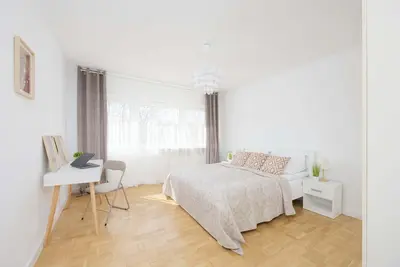 Image de Bielskiego 5  Bright Apartment  Next to Metro