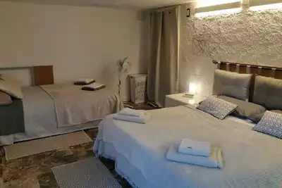 Image de Large villa with fenced garden between Tuscany and Liguria, perfect for groups