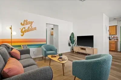 Image de Cozy Coastal Getaway • 10 Mins to Clearwater Beach • Family-Friendly