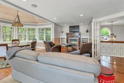 Image de Lakeside Serenity - 4 Bedrooms, Meredith