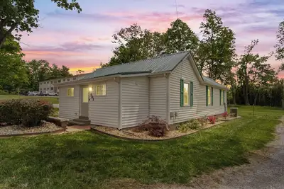 Image de 200 Yards to Lane Stadium Green Street