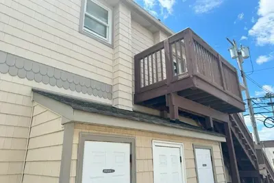 Image de Cozy ocean block condo