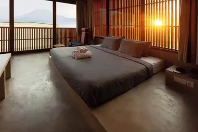 Image de Peaceful one-bedroom villa with private pool, ocean view, and quiet surroundings.