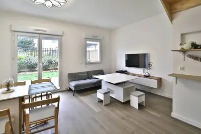 Image de La Maison d'Iris - Proche Golf et Rer A