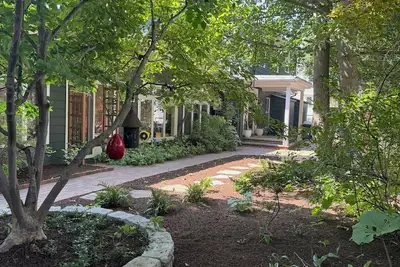 Image de Charming 2-bedroom house with a hidden garden in lovely Cambridge.