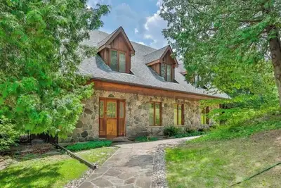 Image de Perfect 10 acres private quiet property for small events & family gatherings