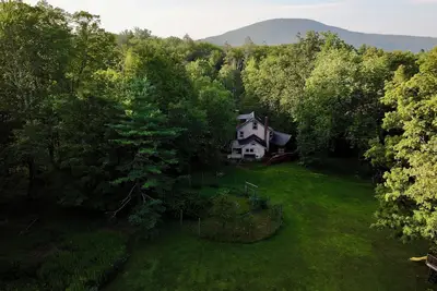 Image de Serene 3-bedroom farmhouse in Willow