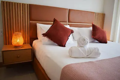 Image de Luxury 2-Bedroom Oceanfront Apartment