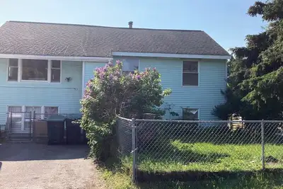 Image de 3-bedroom apartment in peaceful Anchorage with WiFi & private yard