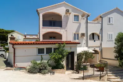 Image de Superbe appartement à Bol avec WiFi