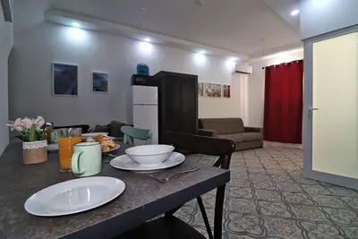 Image de La Corte TriHouse A Modern Home Minutes from the Three Cities. ”