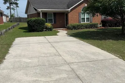 Image de Prime Location! 3br/2ba house near [National Hills] in beautiful Augusta!