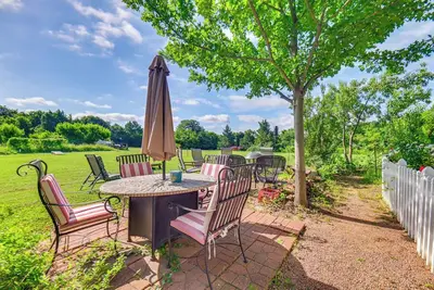 Image de 1 Mi to Boat Ramp: Lake Texoma Getaway w/ Deck