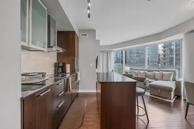 Image de Waterfront/Ent District - 2bdrm + Free Parking