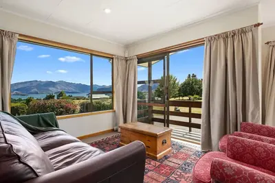 Image de Wanaka Lakeview | Games Room | Sleeps 8