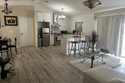 Image de 3-bedroom house in nice Deltona with WiFi, Ac. Enjoy your stay! !