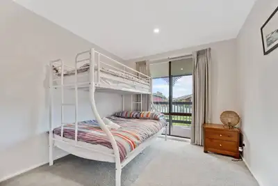 Image de Inverloch Dual Retreat  | Spa Bath | 400m to Beach