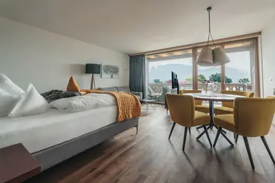 Image de Appartement 'By Bemelmans' avec vue sur la montagne, balcon et Wi-Fi