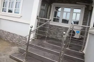 Image de Opal Lodge - Discover comfort and style in this beautifully furnished 3-bedroom.