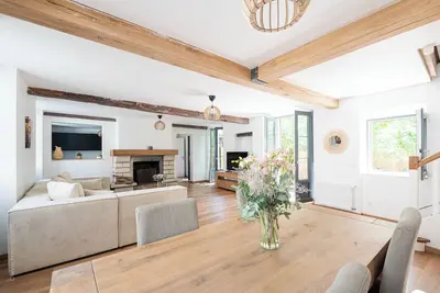 Image de Belle Maison Familiale 9 couchages près du château à Dampierre