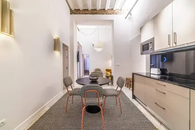 Image de Standard 2 bedroom ground floor apartment.