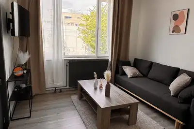 Image de T2 Neuf Quartier Calme central et transport devant