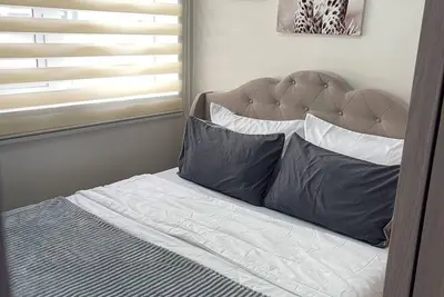 Image de Cozy Trees Residences Staycation: Pool, Netflix, Wi-Fi in Qc! Book Now! ! !