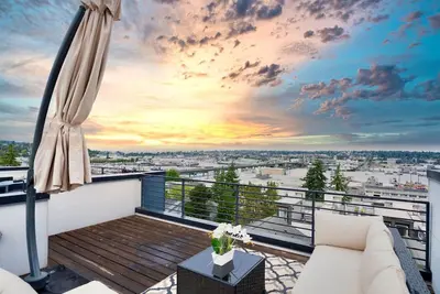Image de Stylish 3b2b Townhome w/ Rooftop & Sunset Views