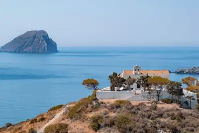 Image de Kythira Echoes · Sylia Apartment with nature views