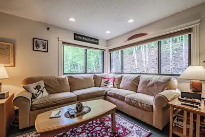 Image de Cozy two bedroom North Peak building 3 condo