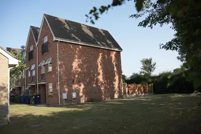 Image de Maison-Supérieure-Salle de bain privée-Vue sur la campagne