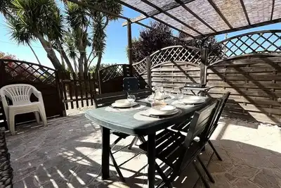 Image de Saint-Florent T2 avec terrasse piscine