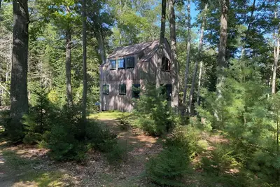 Image de Waterfront Cottage on Beautiful Horseshoe Cove, Cape Rosier, Brooksville