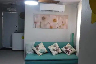 Image de Cozy, modern retreat in Trinidad