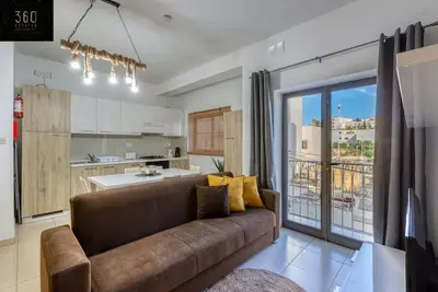 Image de Stylish 2br Meridian suite in central St Julians