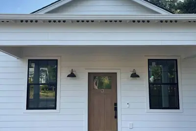 Image de Charming 2-bedroom guesthouse in peaceful Gladstone with WiFi, Ac