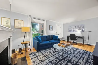 Image de 3br Condo near Airport, Convention Center and Downtown