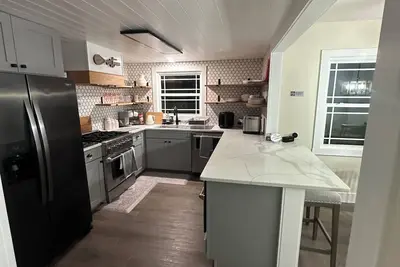 Image de Charming 3 bedroom 2 bath house with 2 car garage, WiFi and Ac in Morrow.