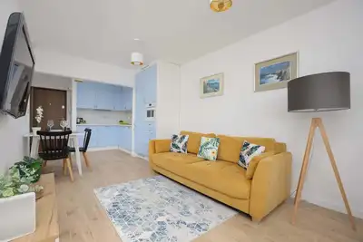 Geodetow 8 | Warsaw | Bright Apartment | Remote Work